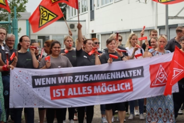 Warnstreik bei E.I.S. Electronics in Bremerhaven