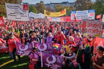 Bilder und Aktionen des Ortsfrauenausschusses der IG Metall Weser-Elbe